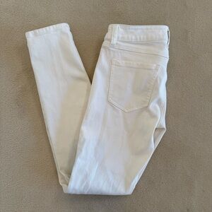 Cabi size 2 white skinny jeans